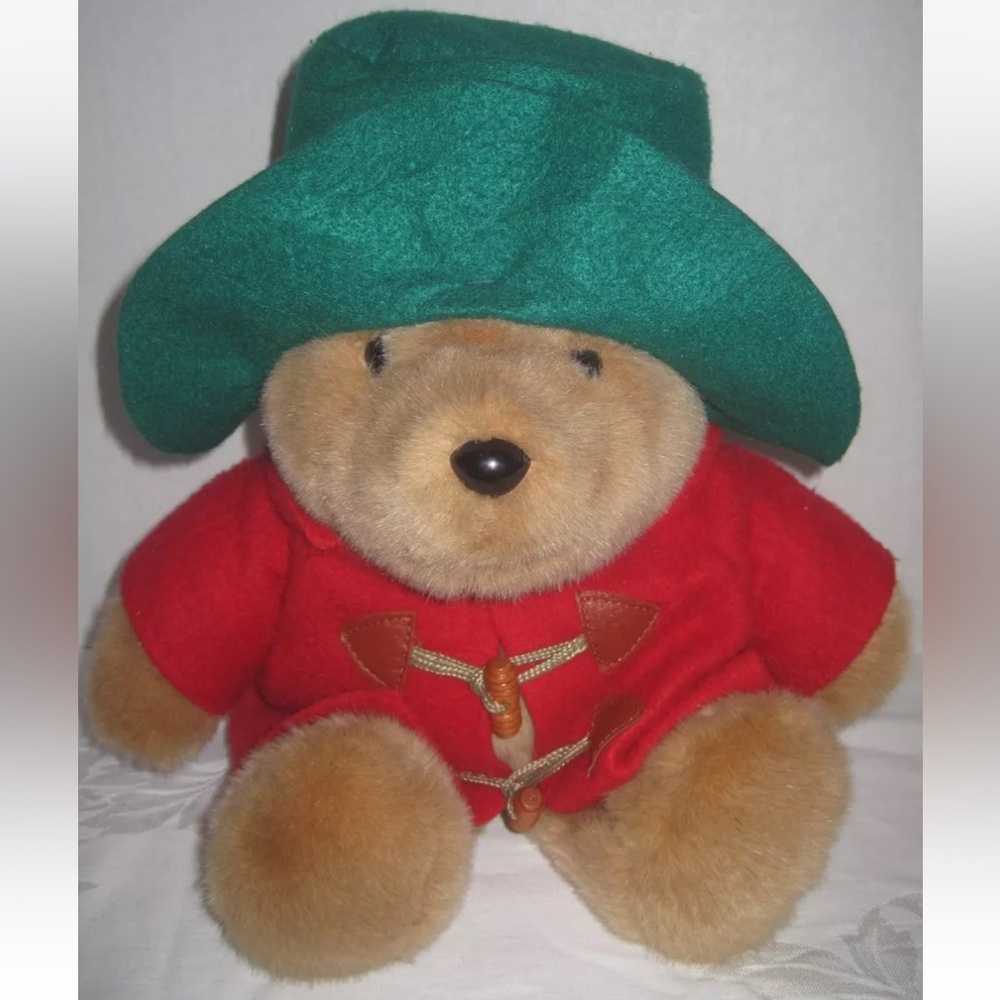 Vintage Eden
Paddington Bear
16" Plush Toy